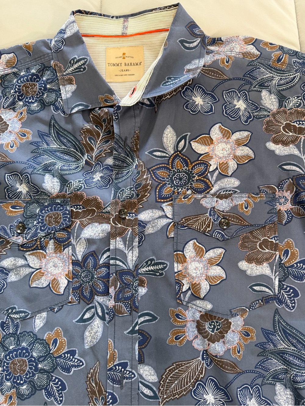 Tommy Bahama Gray Floral Button-Down Shirt with Blue and Brown Accents
